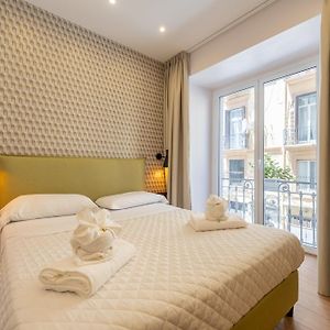 Camera standard con letto king size